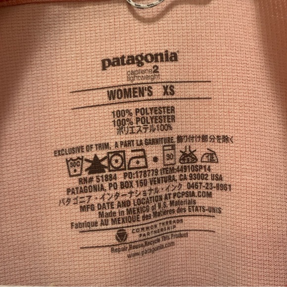 Light Weight Patagonia Quarter Zip - Picture 3 of 3